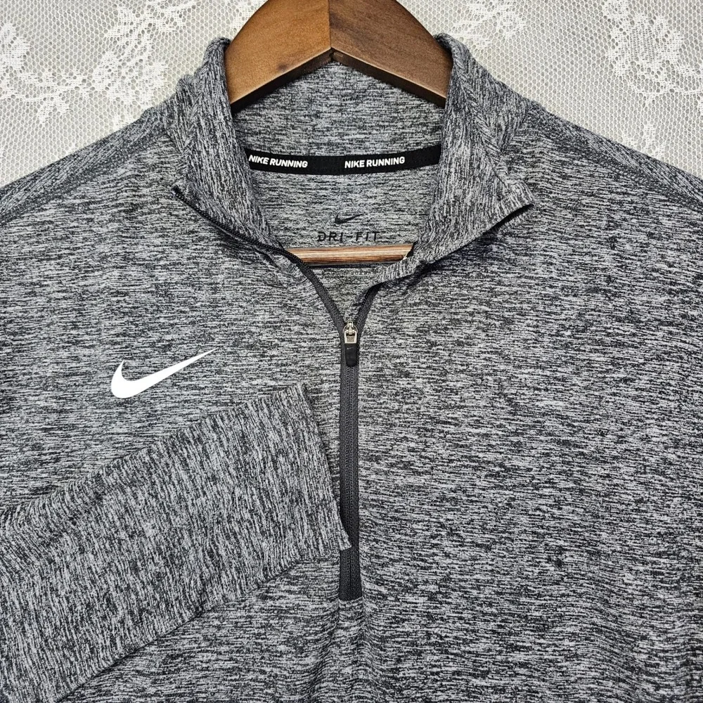 Nike Running Dri Fit Half Zip Pullover Long Sleeve Top Gray Womens Small Workout